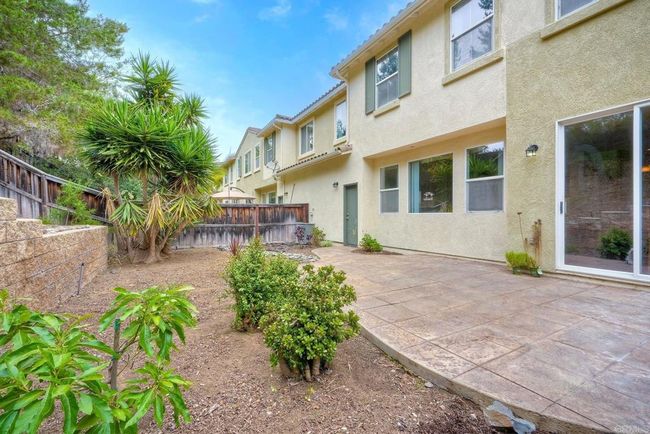 4049 Peninsula Dr, Condo with 3 bedrooms, 3 bathrooms and 2 parking in Carlsbad CA | Image 27