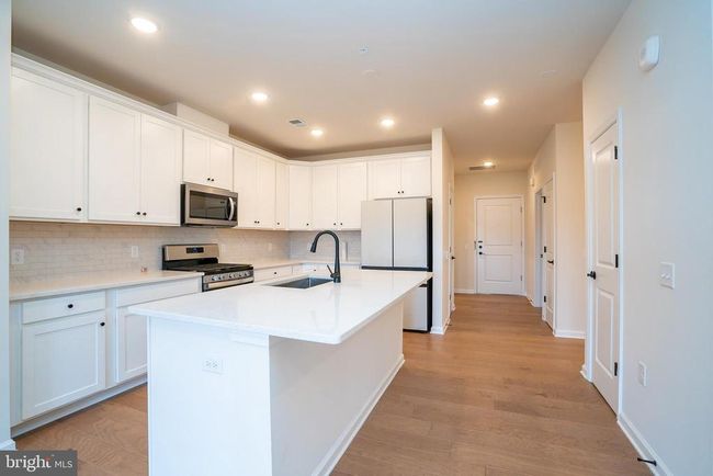 311 - 1 Culvert Dr, Condo with 2 bedrooms, 2 bathrooms and null parking in PRINCETON JUNCTION NJ | Image 8