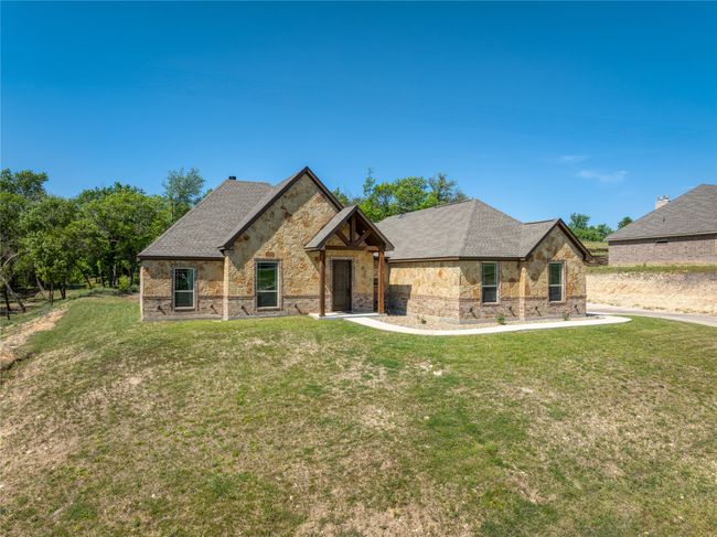 1033 Tex Ln, House other with 4 bedrooms, 2 bathrooms and null parking in Springtown TX | Image 32