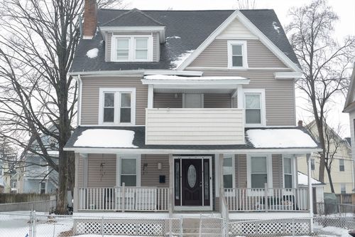 46 Mapledell St, Springfield, MA, 01109-3016 | Card Image