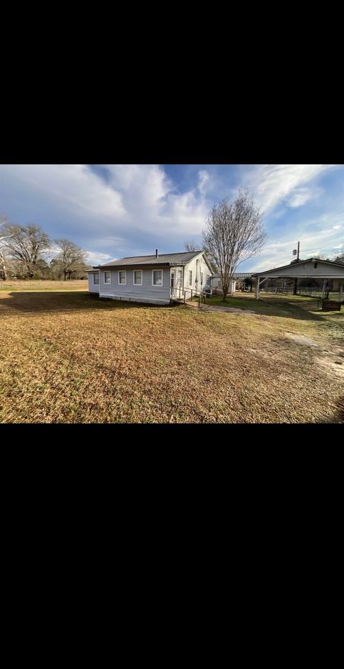 21075 County Road 2138, Troup, TX, 75789-5731 | Card Image