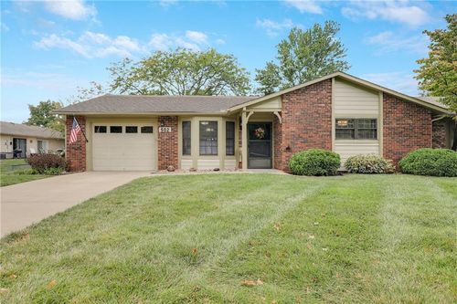 502 Spring Dr, Raymore, MO, 64083-9118 | Card Image