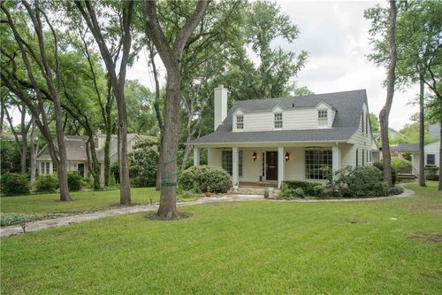 2203 Griswold Ln, Austin, TX, 78703-3011 | Card Image