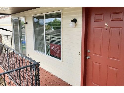 apt-a5-8208 Ne 13th Ave, Vancouver, WA, 98665-9673 | Card Image