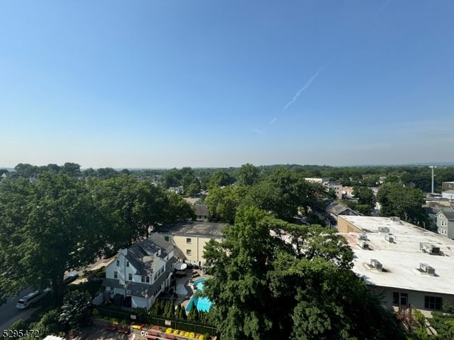 APT-10H - 285 Aycrigg Ave, Townhouse with 1 bedrooms, 1 bathrooms and null parking in Passaic NJ | Image 15