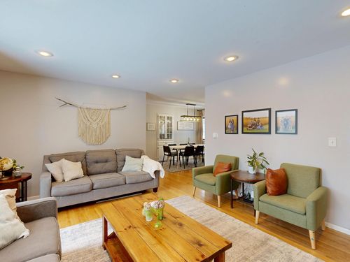 3189 Midland Ave, White Bear Lake, MN, 55110-5319 | Card Image