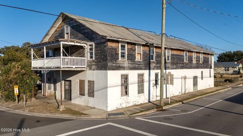 400 Pollock St, Beaufort, NC, 28516-1930 | Card Image