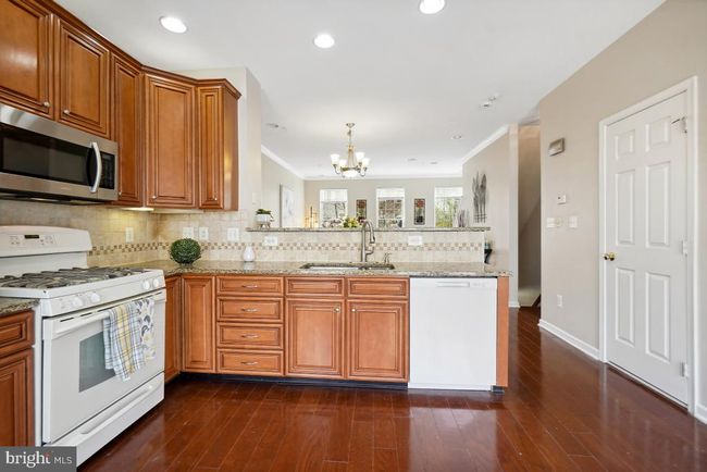 42812 Smallwood Ter, Townhouse with 3 bedrooms, 4 bathrooms and null parking in CHANTILLY VA | Image 19