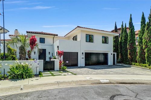 16412 Ardsley Cir, Huntington Beach, CA, 92649 | Card Image