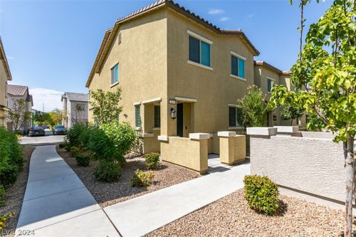 810 Spring Estates Avenue, North Las Vegas, NV, 89086 | Card Image