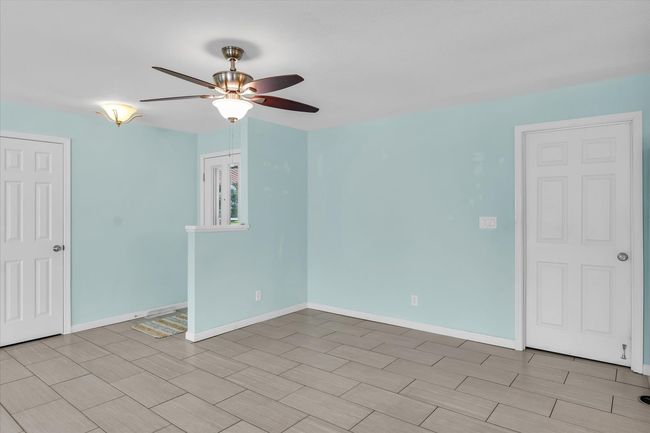 306 Wesley Ave, House other with 3 bedrooms, 2 bathrooms and 2 parking in Savoy IL | Image 17