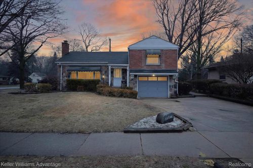 25246 Schoolcraft, Redford, MI, 48239-2626 | Card Image