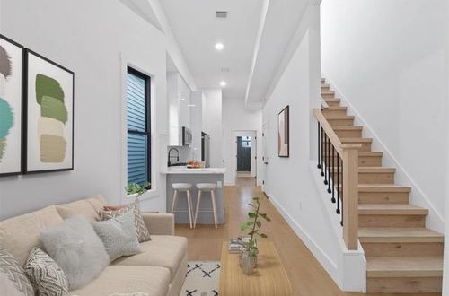 4-291 New York Ave, Jersey City, NJ, 07307-1404 | Card Image