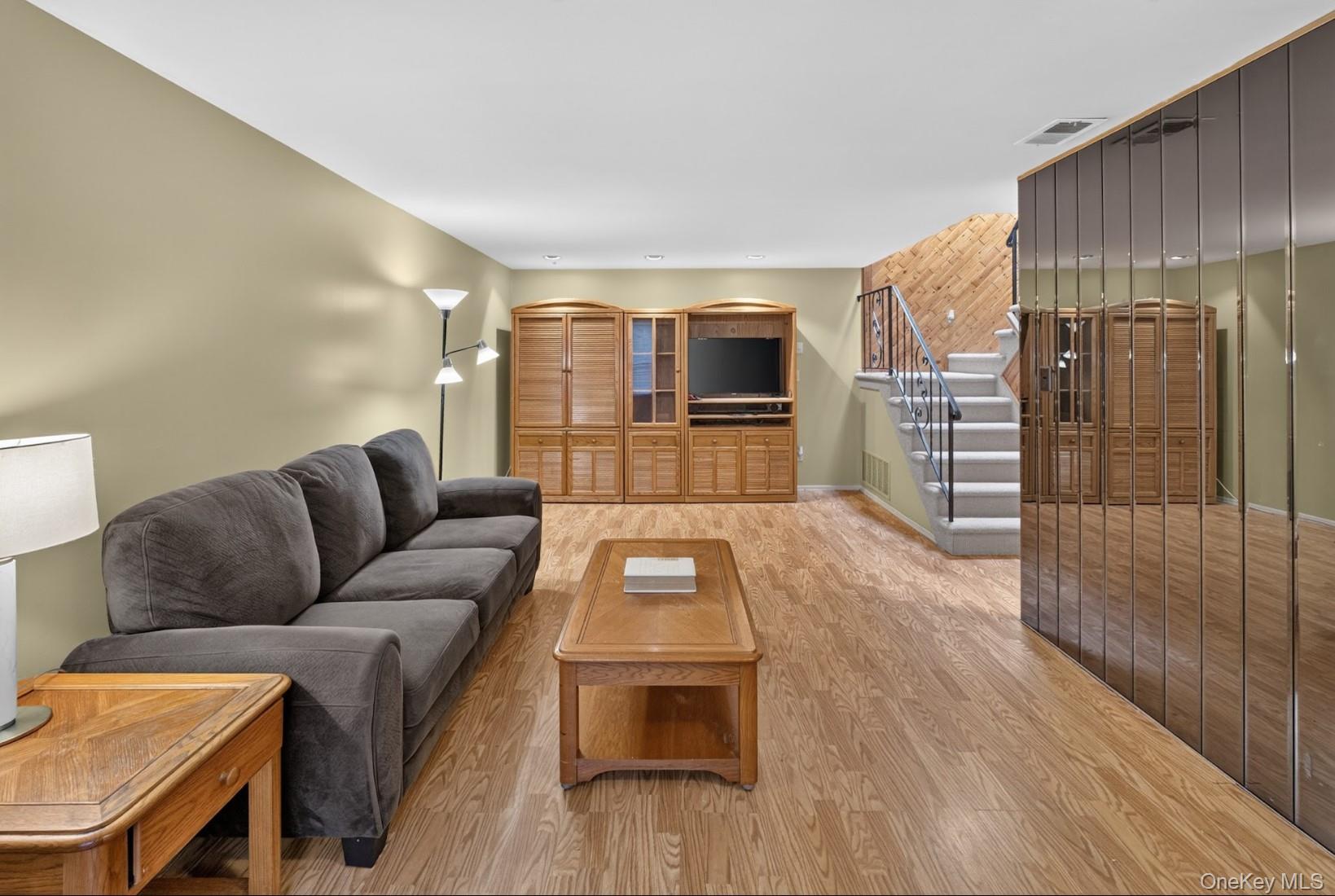 Residential in Brookhaven 4