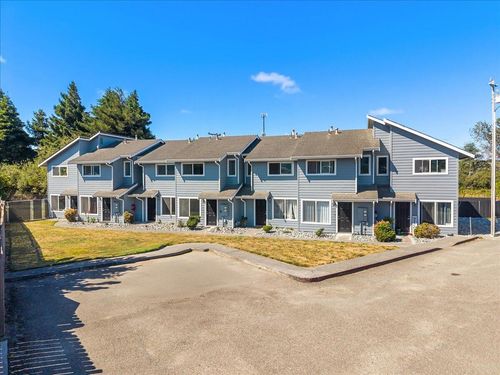275 9th St, Fortuna, CA, 95540-2355 | Card Image