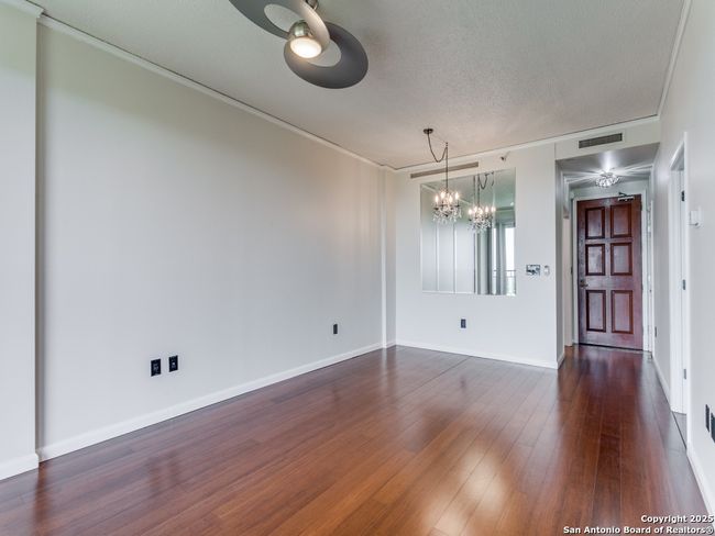 APT-1803 - 1 Towers Park Ln, Condo with 1 bedrooms, 1 bathrooms and null parking in San Antonio TX | Image 4
