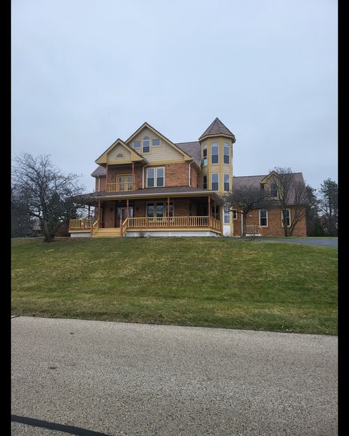 1320 Bull Valley Dr, Woodstock, IL, 60098-7105 | Card Image