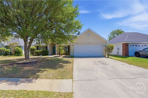 668 Laurel Hill Cir, Richmond Hill, GA, 31324-4295 | Card Image