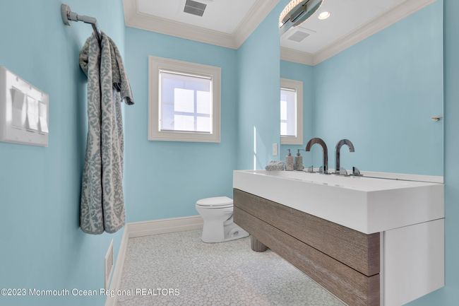 296 Dutchmans Point Rd, House other with 9 bedrooms, 9 bathrooms and null parking in Mantoloking NJ | Image 79