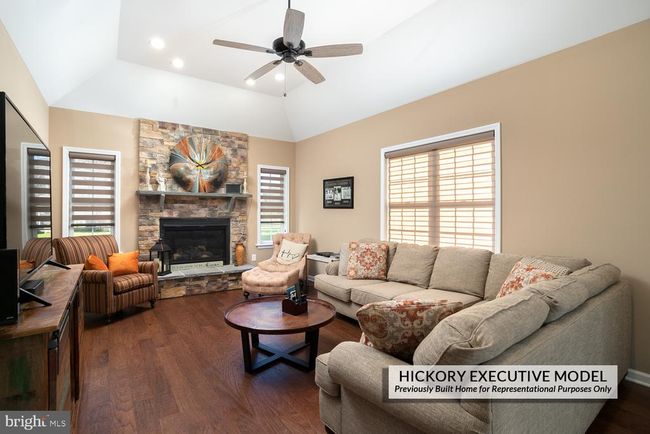 1 Moose St, House other with 3 bedrooms, 3 bathrooms and null parking in Trenton NJ | Image 9
