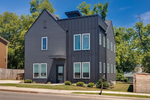 42 Twin St, Nashville, TN, 37209-1836 | Card Image