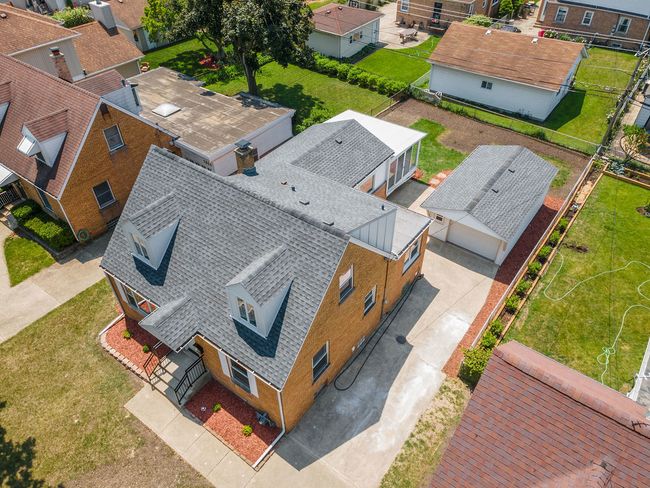 7810 N Neva Ave, House other with 4 bedrooms, 3 bathrooms and 1 parking in Niles IL | Image 4