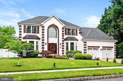 12 Wendover Rd, EAST WINDSOR, NJ, 08520-2837 | Card Image