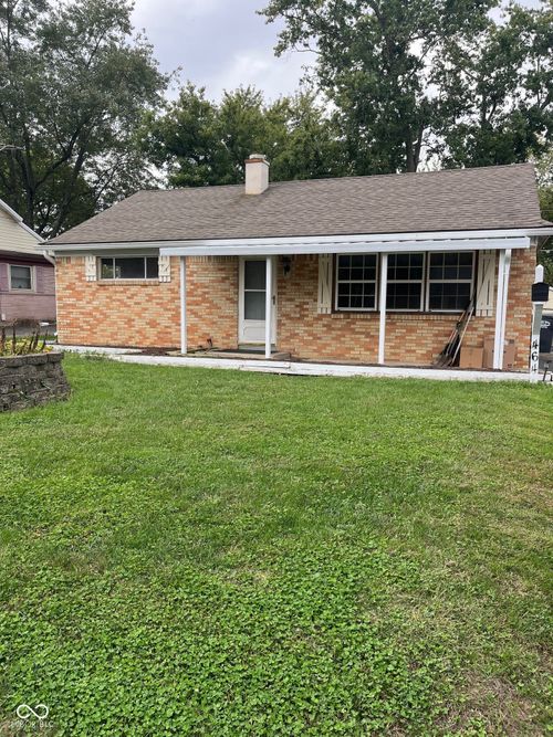 464 Carol Dr, Greenwood, IN, 46143-1223 | Card Image