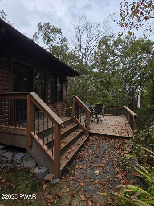 171 Laurel Dr, Shohola, PA, 18458-3902 | Card Image