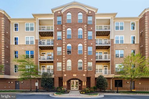 502-13723 Neil Armstrong Ave, HERNDON, VA, 20171-4135 | Card Image