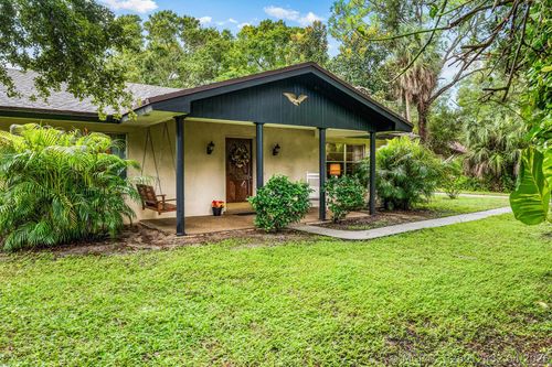 4153 1st St Sw, Vero Beach, FL, 32968-2419 | Card Image