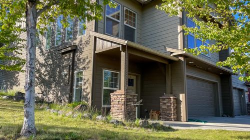 591 Ne Brookstone Dr, Prineville, OR, 97754-3221 | Card Image