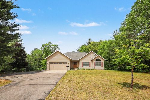 5620 Ryerson Rd, Twin Lake, MI, 49457-9703 | Card Image