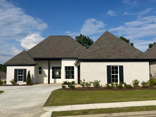 400 Parkdale Pl, Canton, MS, 39046-1229 | Card Image