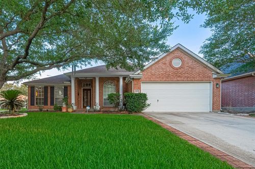 2403 Crescent Hollow Ct, Spring, TX, 77388-2709 | Card Image