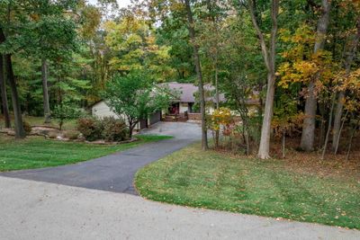 11439 Cloverlawn Drive, House other with 4 bedrooms, 2 bathrooms and null parking in Brighton MI | Image 2