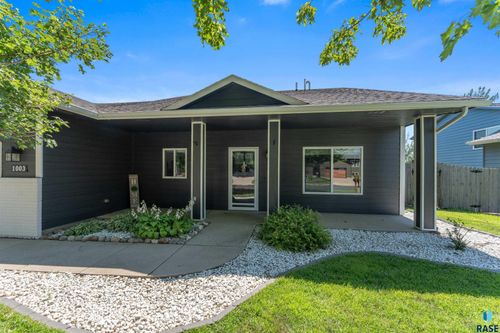 1003 Ash Grove St, Harrisburg, SD, 57032-2297 | Card Image