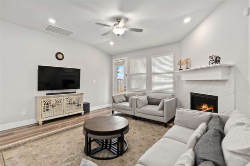 7325 Bronco Blf, Sachse, TX, 75048-4854 | Card Image