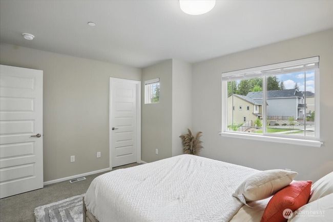 19431 9 Th Ave Se, House other with 5 bedrooms, 4 bathrooms and 2 parking in Bothell WA | Image 36