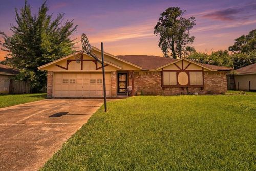 6755 Linkwood St, Beaumont, TX, 77706-4218 | Card Image