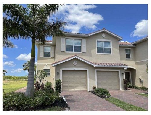 2763 Citrus St, Naples, FL, 34120-5358 | Card Image