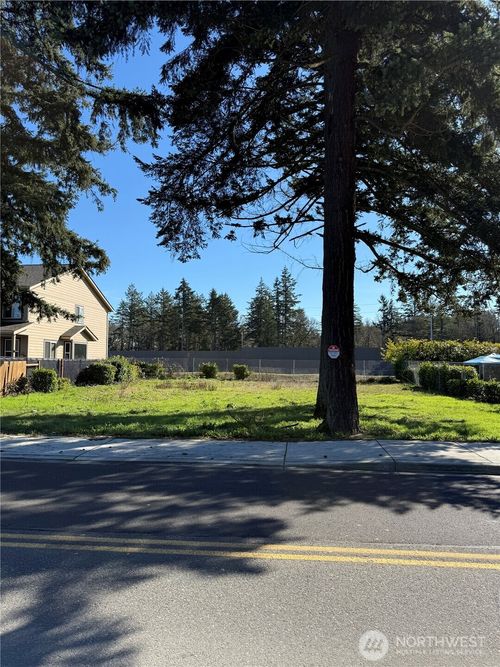 14433 Union Ave Sw, Lakewood, WA, 98498-2239 | Card Image