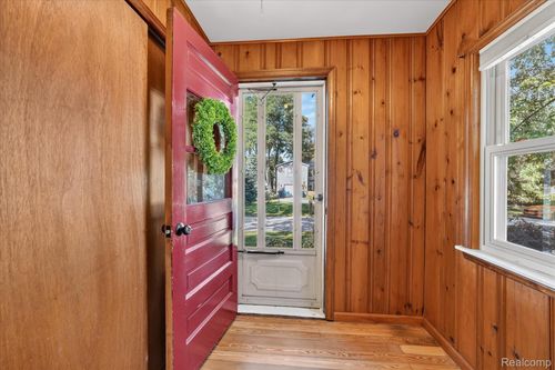 4369 Richalva Ct, Waterford, MI, 48329-4035 | Card Image
