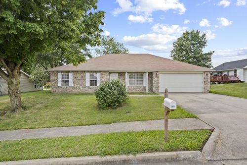3903 Triple Crown Dr, COLUMBIA, MO, 65202-4814 | Card Image