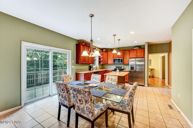 Breakfast Nook | Image 17