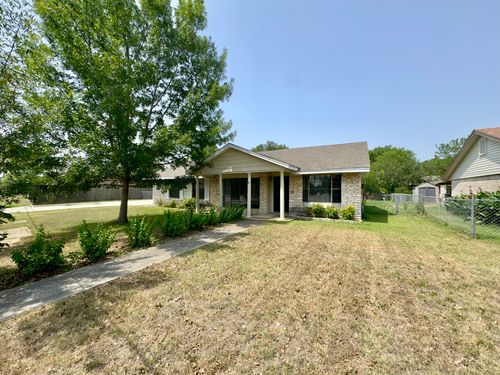 821 S Guadalupe St, Lockhart, TX, 78644-3613 | Card Image