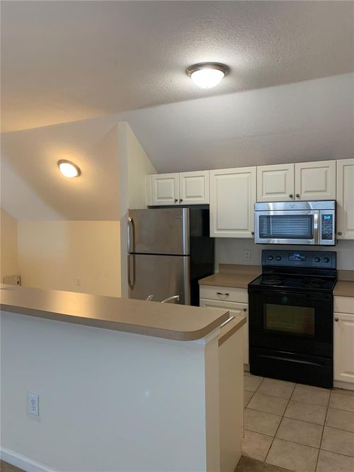 b-940 Spring Park Loop, Celebration, FL, 34747-4871 | Card Image