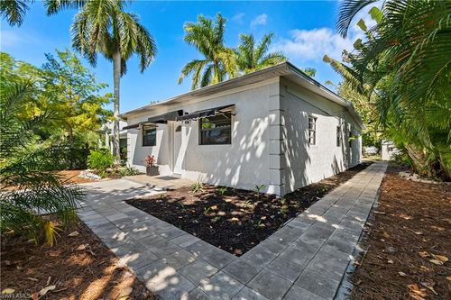3275 Cottage Grove Ave, NAPLES, FL, 34112-7337 | Card Image