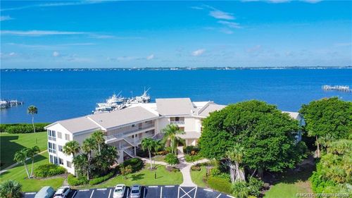 apt-c205-2370 Ne Ocean Blvd, Stuart, FL, 34996-2959 | Card Image