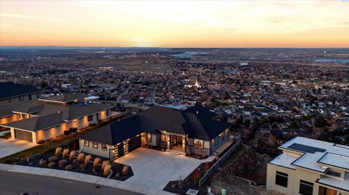 2508 Falconcrest Loop, Richland, WA, 99352-9314 | Card Image